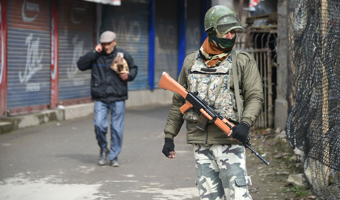 Kashmir shuts down over threat to special rights 