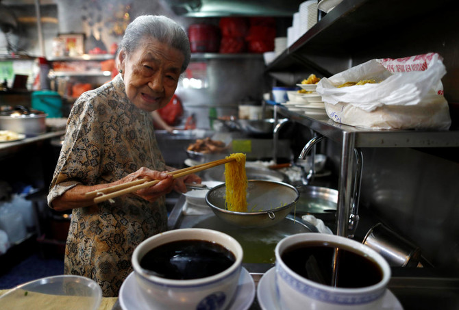 Ageing Singapore: 90-year old noodle vendor helps keep foodie culture alive