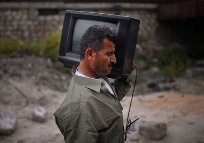 Film cameras start to roll again in Damascus studios