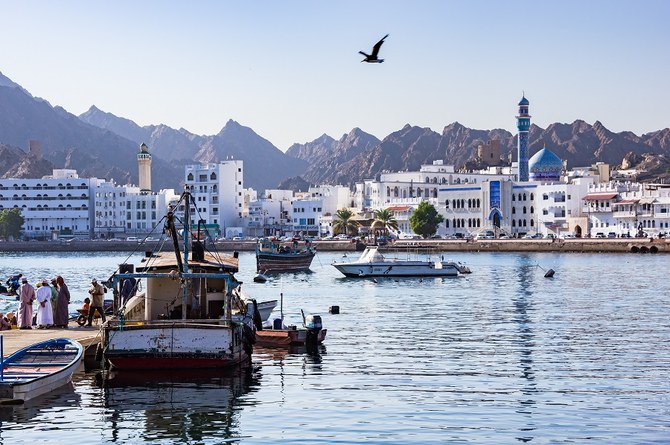 Oman arrests 650 expats over labor law violations