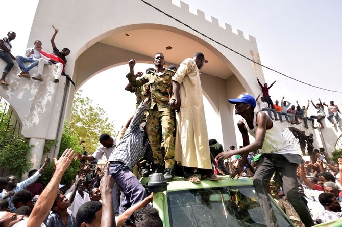 World reacts to the downfall of Omar Al-Bashir in Sudan