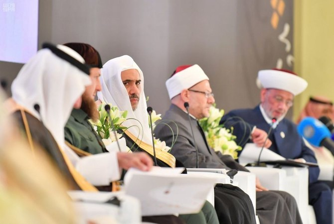King Salman tells moderate Islam conference that Saudi Arabia has fought ‘extremism, violence and terrorism’