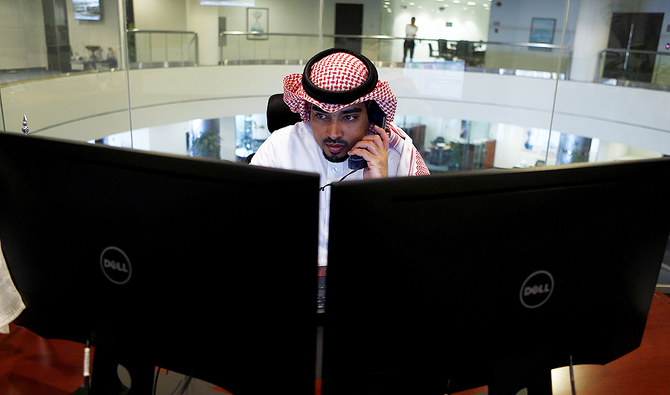 Saudi Arabia’s unemployment rate drops to 12.5%