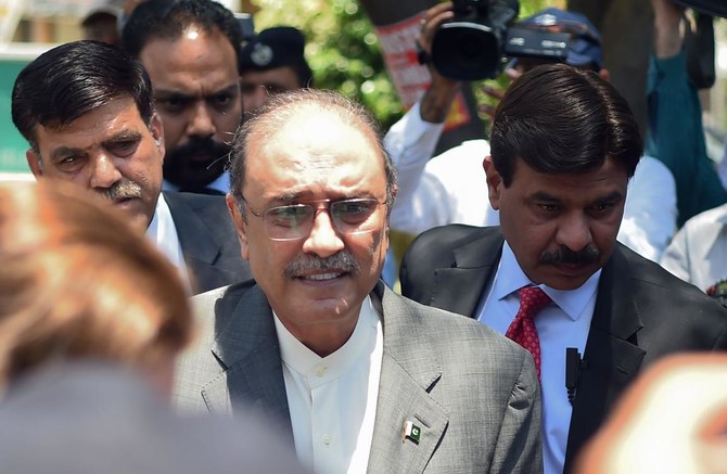 Former Pakistani president Zardari arrested on corruption charges