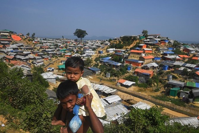 UN gives Myanmar aid cut warning over Rohingya camp closures