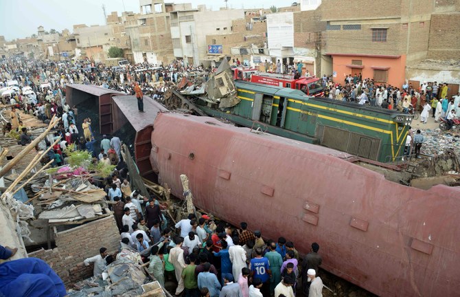 Pakistan train collision kills at least three: officials