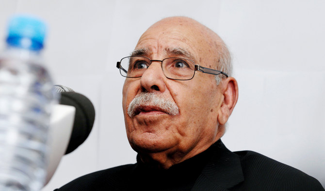 Algeria arrests prominent war veteran
