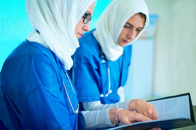Thousands of expat health workers replaced in Oman