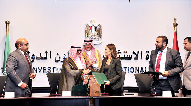 Saudi Arabia, Egypt sign deals to support microfinance projects