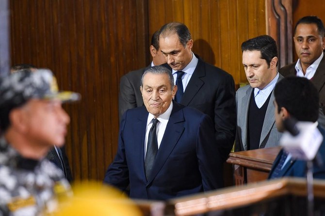 Egypt arrests Mubarak supporter who criticized government