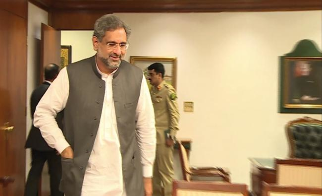 Anti graft body extends ex PM Abbasi’s physical remand in Qatar gas deal