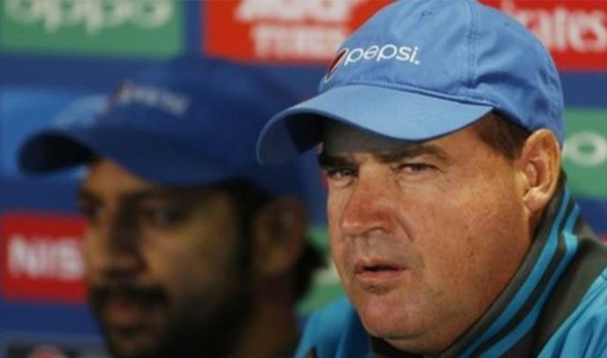 Pakistan dump coach Arthur after World Cup flop