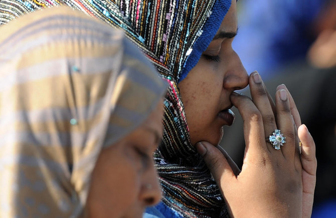 Sri Lankan Islamic clerics seek clarity on face veil ban