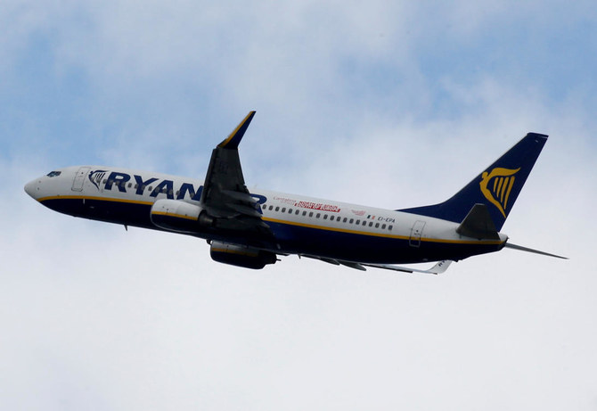 Ryanair UK cabin crew approve collective labor agreement