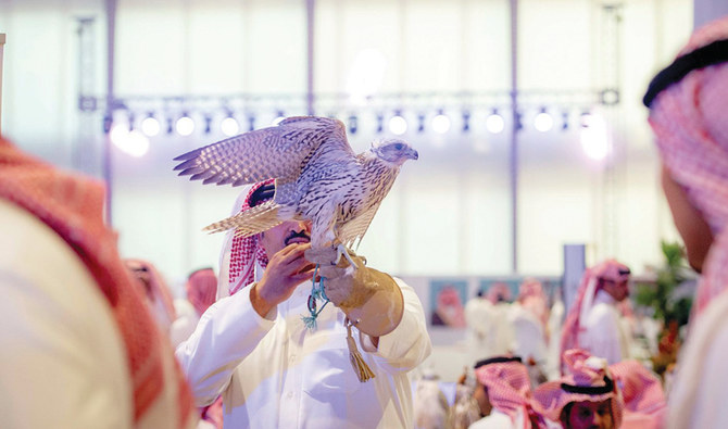 Falcon sales take flight at Riyadh show