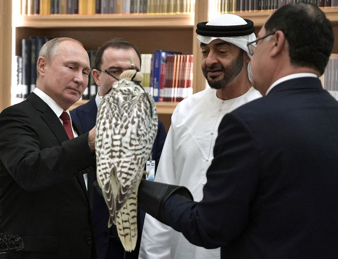 UAE and Russia sign deals worth $1.3bn during Putin's Abu Dhabi visit