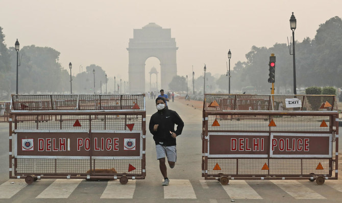 Delhi fights hazardous pollution after Diwali party