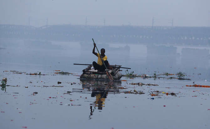 As pollution plagues Delhi, calls grow to shut schools and axe sport events