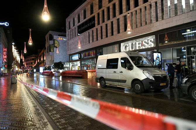 Police: No indication of terrorist motive in Hague stabbing