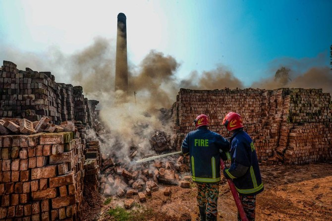 Bangladesh tears down brick kilns to fight toxic smog