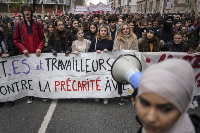 No school, no trains, no Eiffel Tower: France on strike