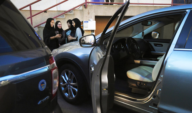 Wanted: 20,000 Saudi taxi drivers (women especially welcome)