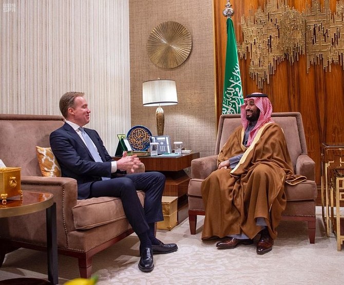 Saudi crown prince meets WEF president in Riyadh 