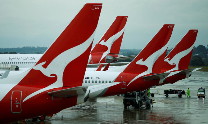 Qantas urges pilots to agree on pay deal for world’s longest commercial flights