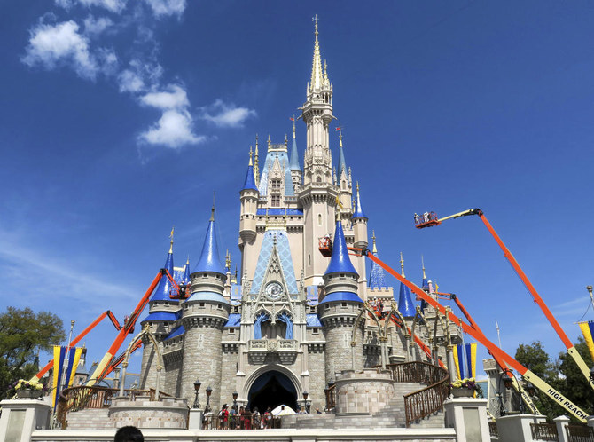 Walt Disney World to close theme parks through end of month