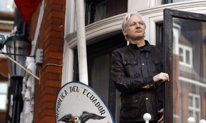 WikiLeaks founder fathered two kids with lawyer in Ecuador embassy: report