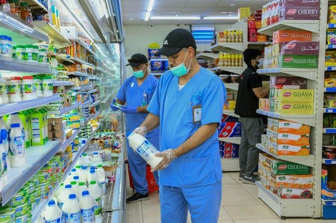 How to safely buy groceries in Saudi Arabia during the coronavirus pandemic