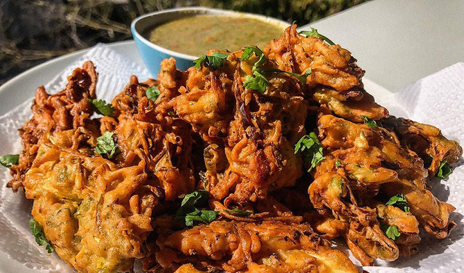 Pakora lives up to its golden promise as Pakistan's favorite Ramadan snack
