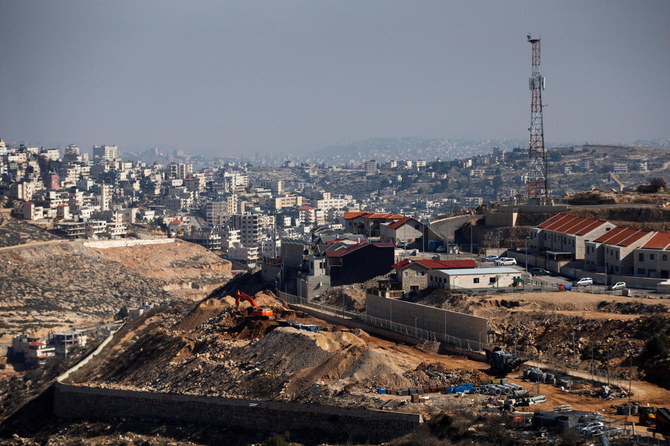 Israeli defense minister backs 7,000 new West Bank settlement units