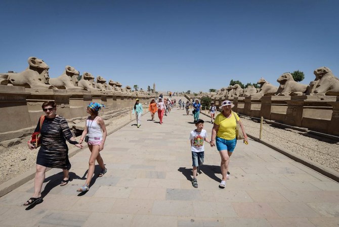 Transfer of sphinxes to Cairo square stirs controversy
