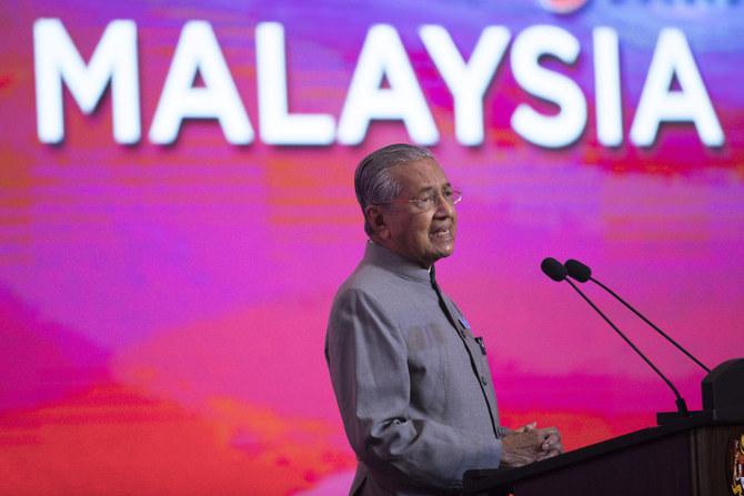 Malaysia’s Mahathir ousted from party amid power struggle