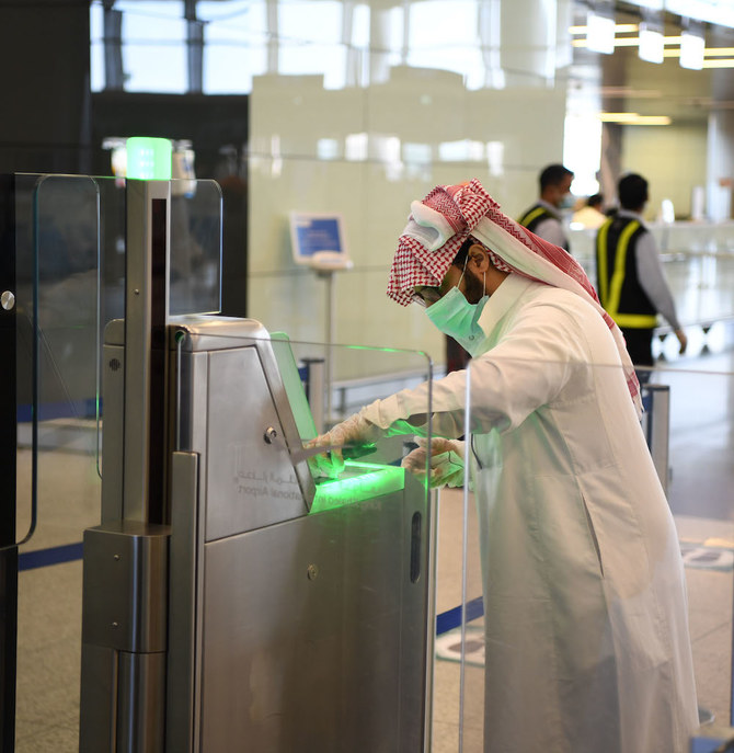 Saudi airports welcome back passengers after two-month hiatus