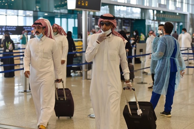 Citizens arriving in Saudi Arabia from abroad must isolate at home