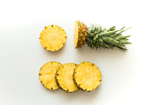 5 Reasons to add pineapple to your diet