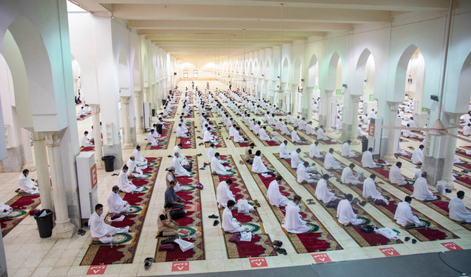 Hajj sermon focuses on social solidarity and cure for corona