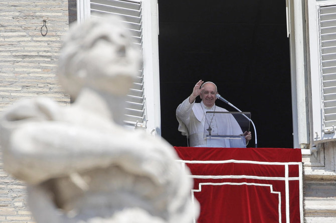 Pope urges international solidarity for Lebanon