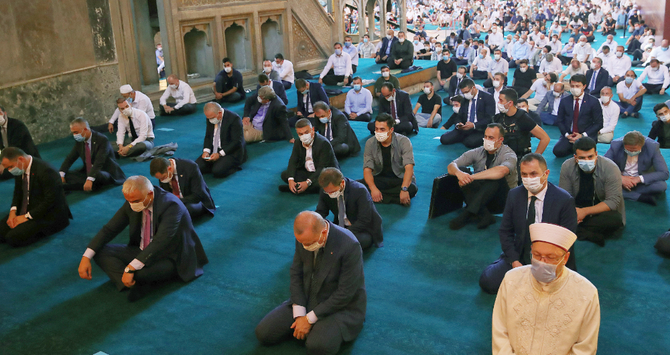 Hagia Sophia prayers ‘sparked Turkey’s new COVID-19 cases’