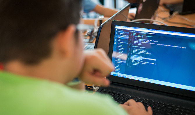 Saudi cybercamp to train jobseekers in programming