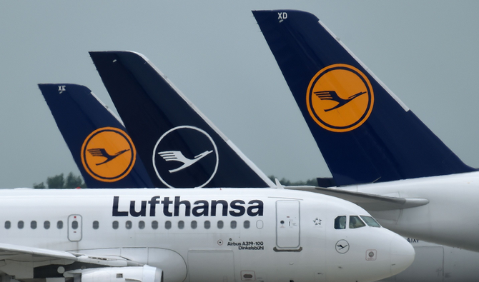 Lufthansa to cut more jobs as it loses €500m a month