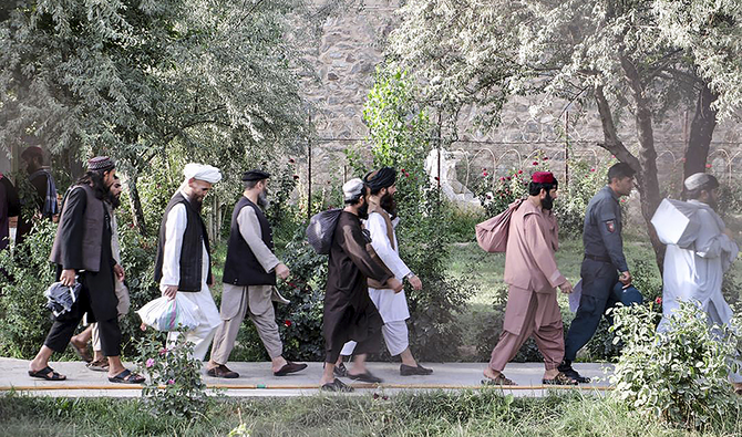 Freed Taliban prisoners ‘returning to battlefield’