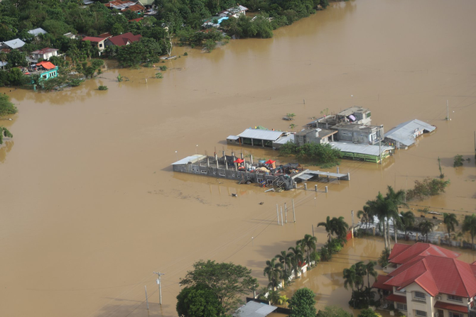 Flooding turns towns, cities in Philippines into ‘ocean’