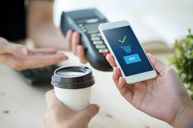  Digital payment transactions in the Kingdom jumped by 75 percent in 2020 as Saudi consumers embraced online shopping during the coronavirus (COVID-19) pandemic. (Shutterstock/File Photo)