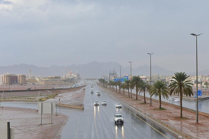 Saudi civil defense calls on public to be alert as weather warnings issued