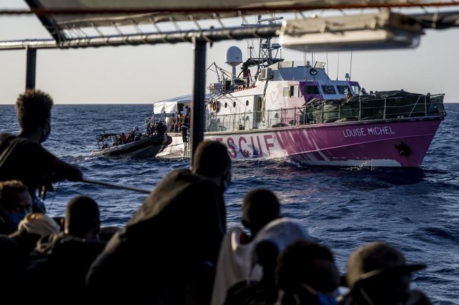 UN agency: Libyan navy intercepts over 800 EU-bound migrants