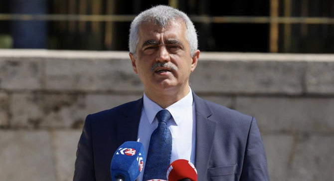 Turkish court upholds jail sentence for pro-Kurdish lawmaker 