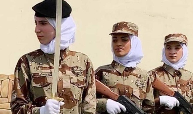 Saudi Arabia opens military recruitment to women